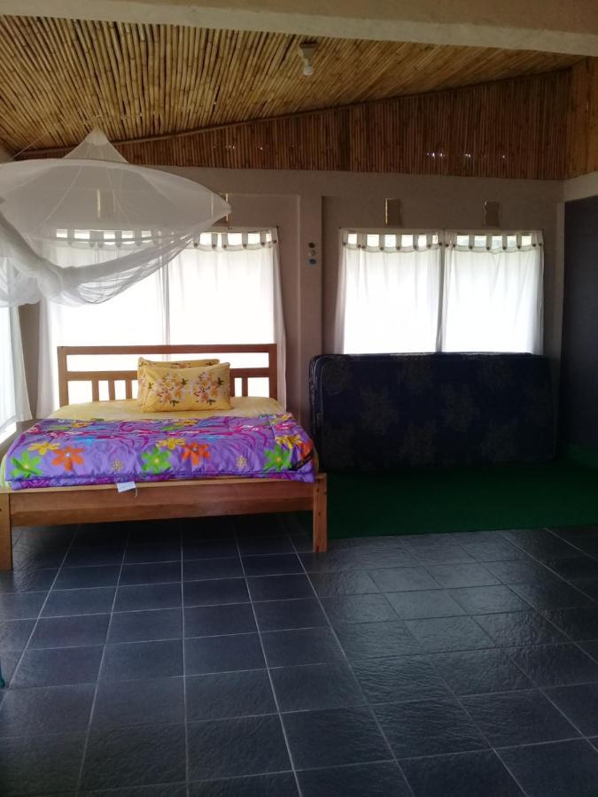 Purabarang Homestay Rantepao Exterior photo