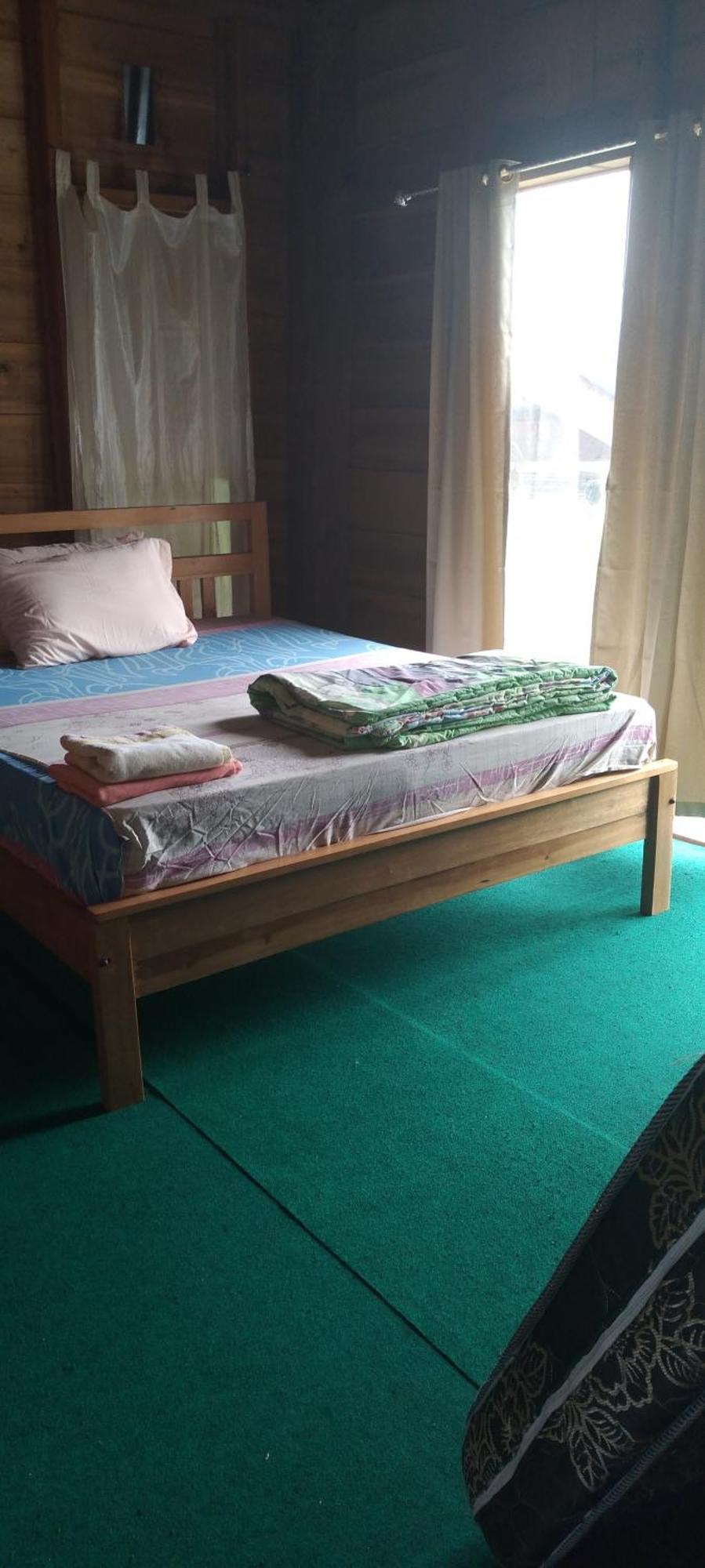 Purabarang Homestay Rantepao Room photo